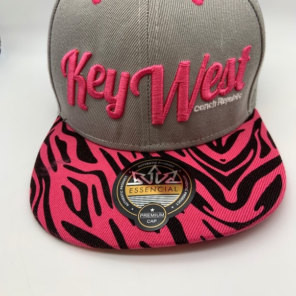 Essencial Key West Florida Conch Republic Embroidered Snapback Hat Gray/Pink - Picture 3 of 16